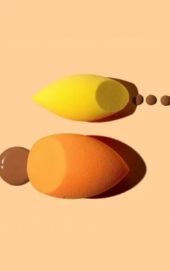 PrettyLittleThing Makeup Brushes & Tools*Real Techniques Miracle Complexion Sponge + Concealer Sponge Duo