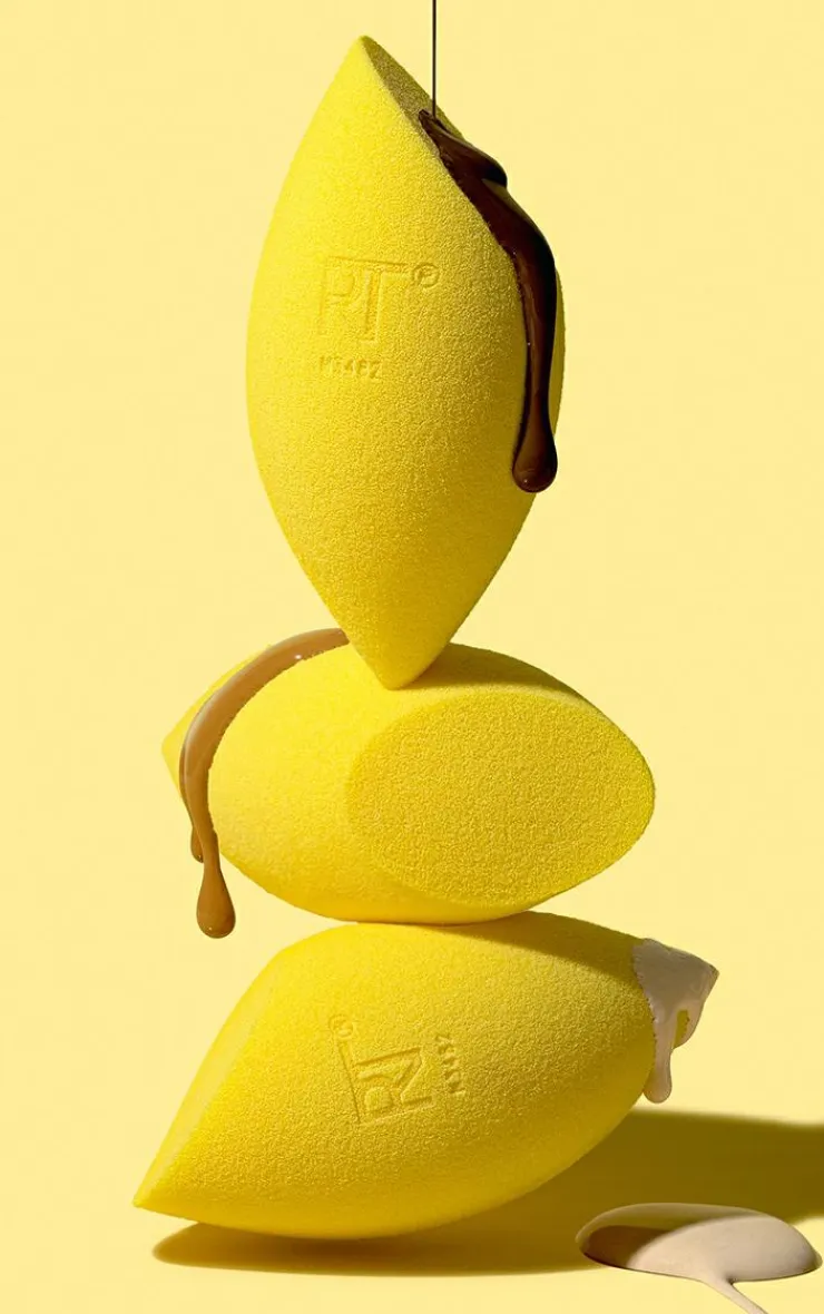 PrettyLittleThing Makeup Brushes & Tools*Real Techniques Miracle Concealer Sponge