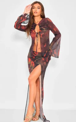Online PrettyLittleThing Leaf Print Chiffon Key Hole Front Tie Fluted Sleeve Top Red