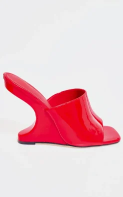 PrettyLittleThing Mules*Patent Pu Cut Out Heeled Mule Wedges