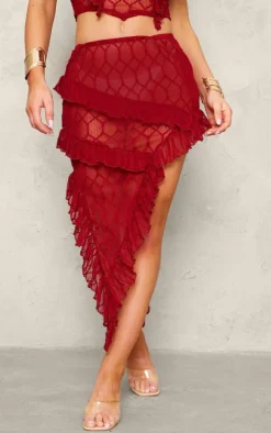 Hot PrettyLittleThing Sheer Textu Ruffle Asymmetric Mini Skirt Red