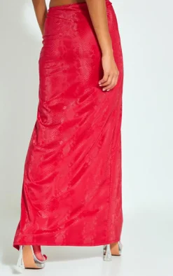 Discount PrettyLittleThing Snakeskin Matte Vinyl Extreme Split Midaxi Skirt Red