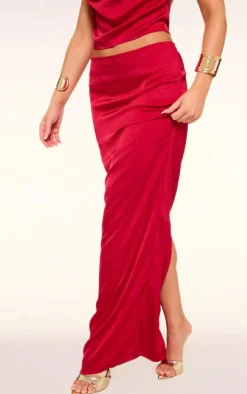 PrettyLittleThing Textu Satin Low Rise Maxi Skirt Red