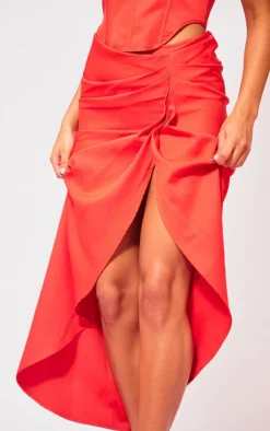 New PrettyLittleThing Woven Ruched Skirt Midaxi Skirt Red