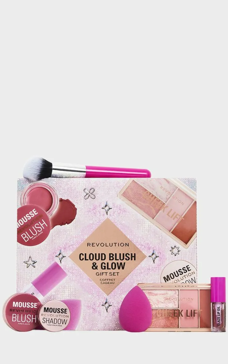 PrettyLittleThing Christmas Shop*Revolution Cloud Blush And Glow Highlight Gift Set