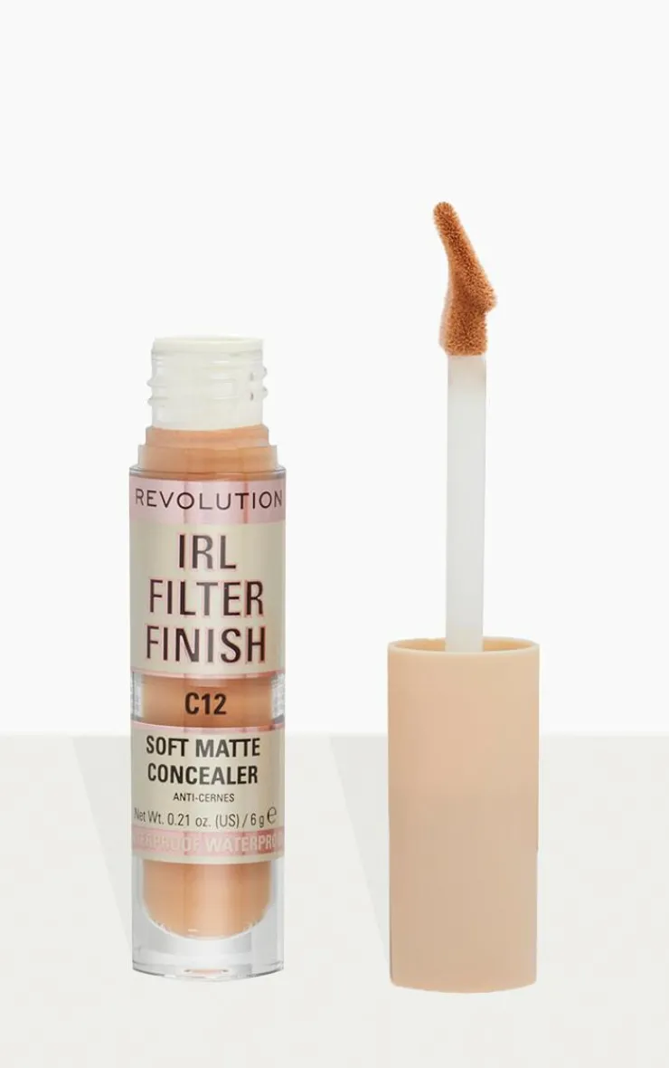 PrettyLittleThing Contouring*Revolution Irl Filter Finish Concealer -