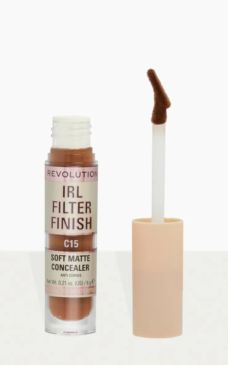 PrettyLittleThing Contouring*Revolution Irl Filter Finish Concealer -
