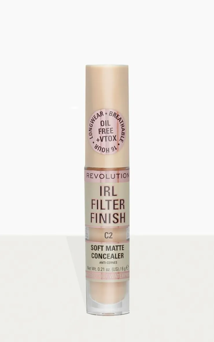 PrettyLittleThing Contouring*Revolution Irl Filter Finish Concealer -