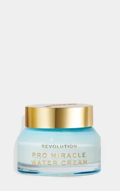 PrettyLittleThing Cleansers*Revolution Pro Miracle Water Cream