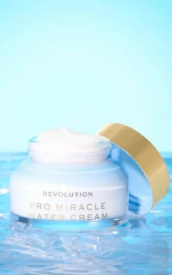 PrettyLittleThing Cleansers*Revolution Pro Miracle Water Cream