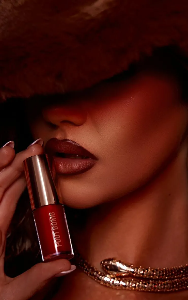 PrettyLittleThing Lip Gloss*Revolution Truly Sinful Halloween Party Mini Set