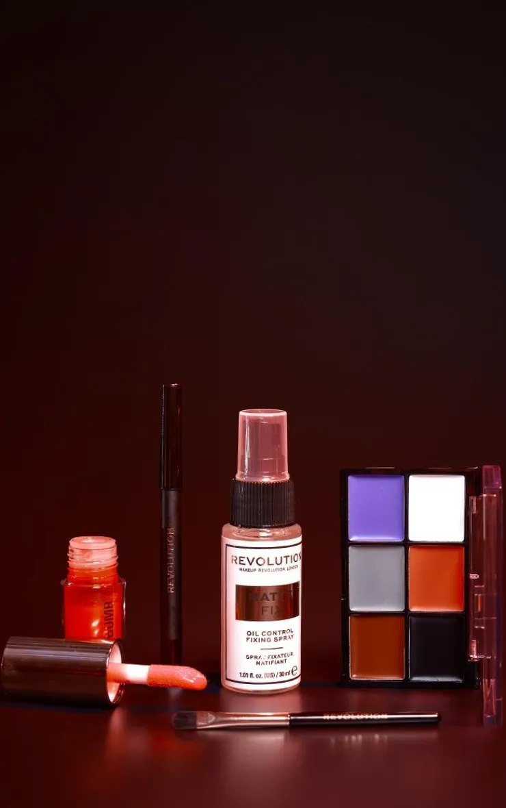 PrettyLittleThing Lip Gloss*Revolution Truly Sinful Halloween Party Mini Set