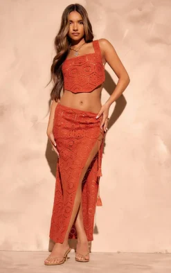 Online PrettyLittleThing Patterned Crochet Knit Top Rust