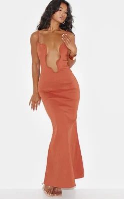 Slinky Wired Plunge Maxi Dress-PrettyLittleThing Clearance
