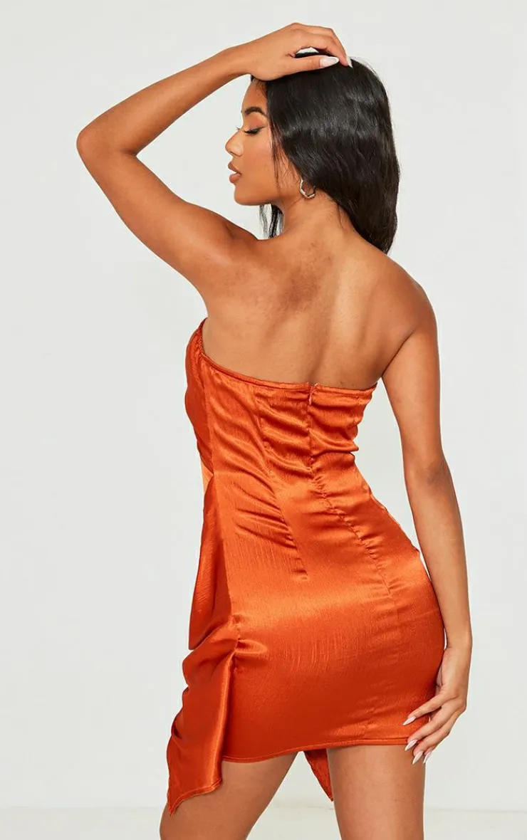 Textured Satin Twist Detail Bandeau Bodycon Dress-PrettyLittleThing Outlet