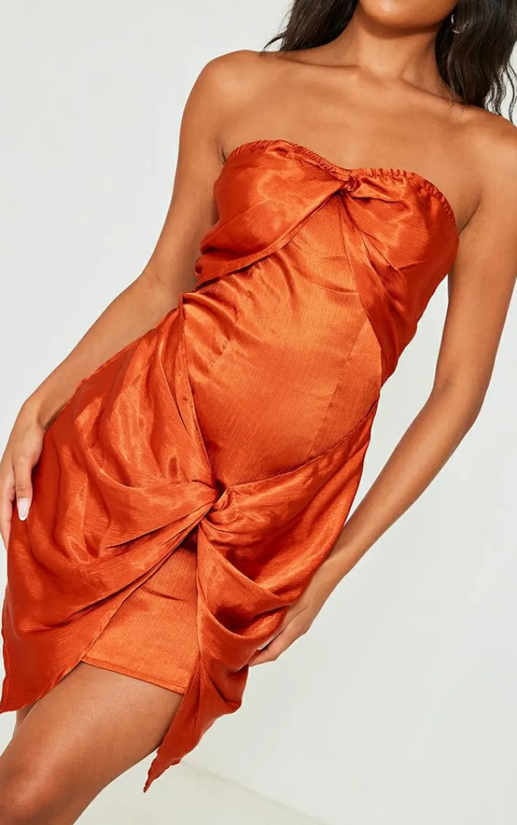 Textured Satin Twist Detail Bandeau Bodycon Dress-PrettyLittleThing Outlet