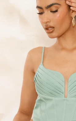 PrettyLittleThing Corsets*Strappy Pleated Bust Corset Detail Crop Top