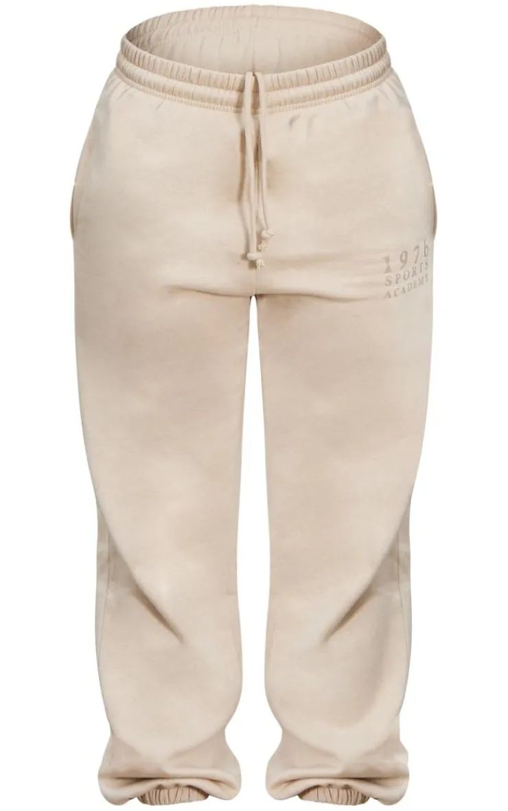 Outlet PrettyLittleThing 1976 Print Sweat Pant Sweatpants Sand