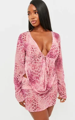 Sale PrettyLittleThing Shape Chiffon Leopard Printed Long Sleeve Plunge Top Baby Pink