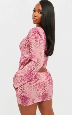 Sale PrettyLittleThing Shape Chiffon Leopard Printed Long Sleeve Plunge Top Baby Pink