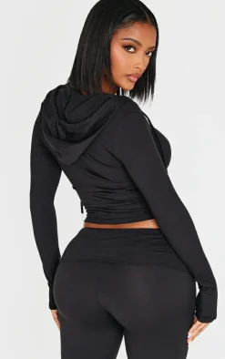 Best PrettyLittleThing Shape Logo Zip Through Top Black