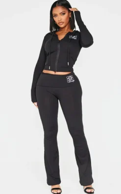 Best PrettyLittleThing Shape Logo Zip Through Top Black