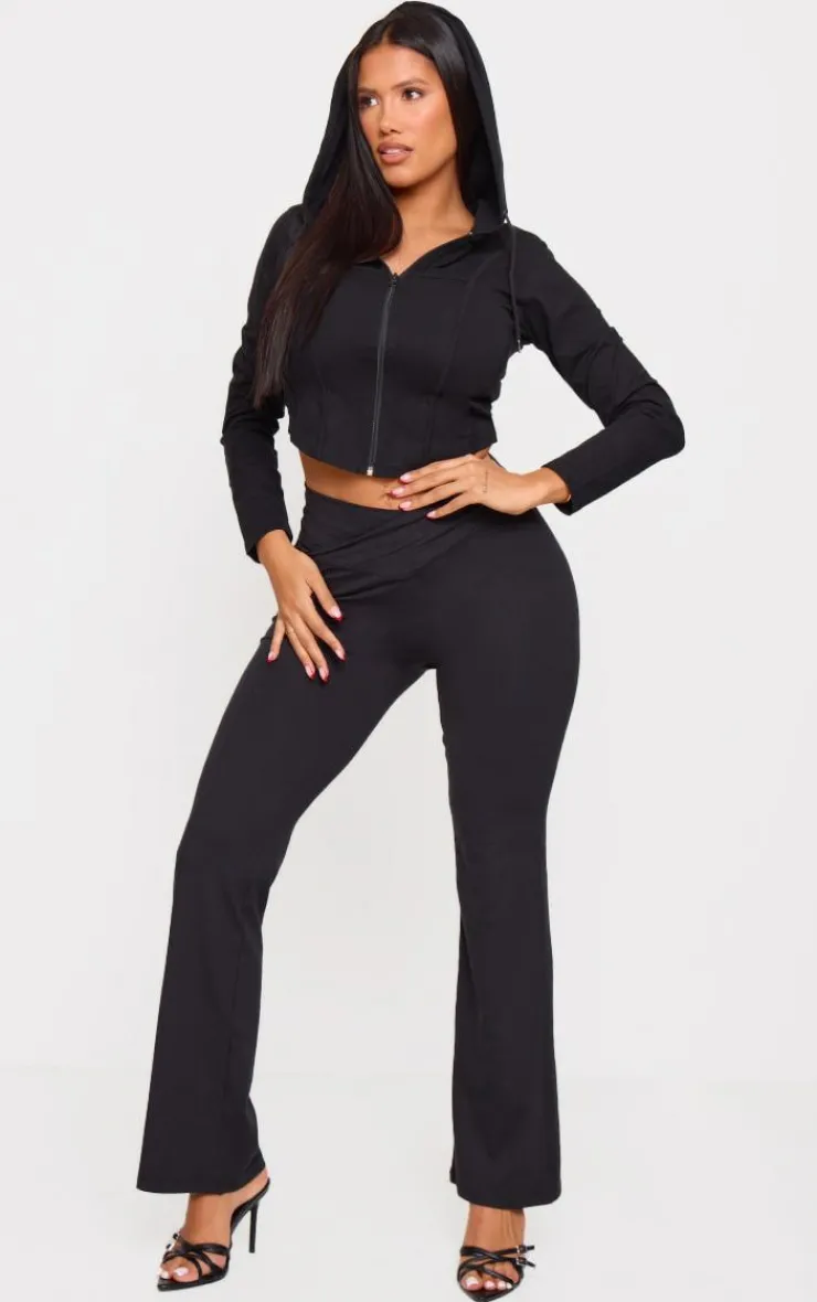 PrettyLittleThing Black Sweatsuits*Shape Seam Detail Sculpted Zip Through Jacket