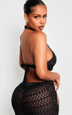 Hot PrettyLittleThing Shape Textured Halterneck Cut Out Top Black