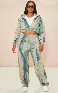 PrettyLittleThing Blue Sweatsuits*Shape Cropped Camo Hoodie