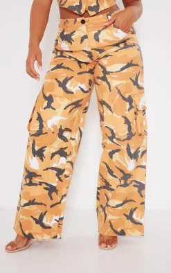 New PrettyLittleThing Shape Camo Pocket Detail Wide Leg Pants Bright Orange