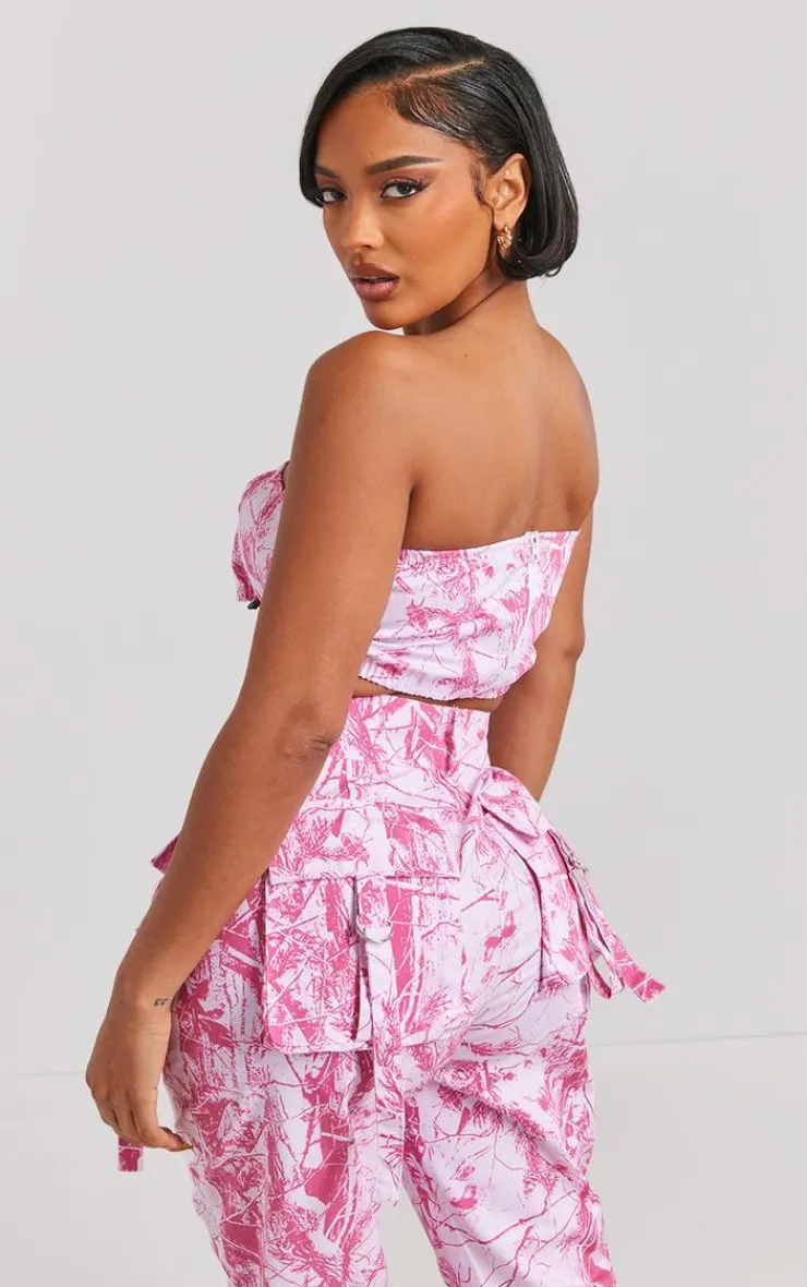 Best PrettyLittleThing Shape Camo Printed Bandeau Bright Pink