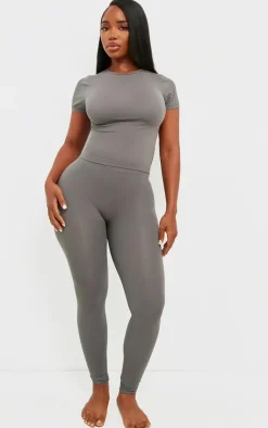 PrettyLittleThing Shape Stretch Seamless Short Sleeve Longline Top Charcoal