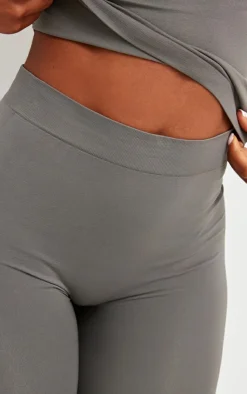 Online PrettyLittleThing Shape Stretch Seamless Leggings Charcoal