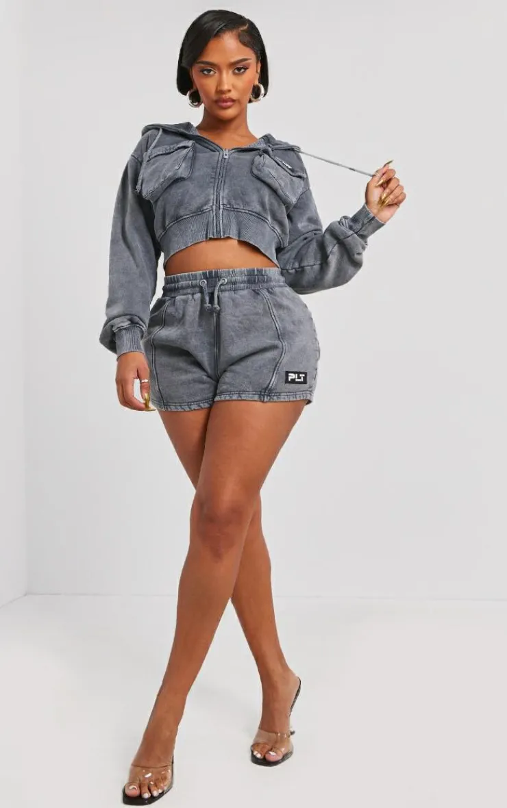 Clearance PrettyLittleThing Shape Washed Pocket Detail Shorts Charcoal