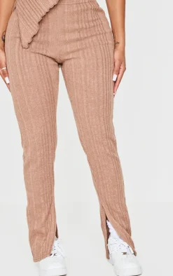 PrettyLittleThing Shape Chocolate Brushed Rib Side Split Leggings Chocolate.