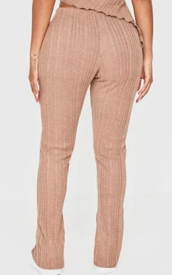 PrettyLittleThing Shape Chocolate Brushed Rib Side Split Leggings Chocolate.