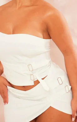 Best PrettyLittleThing Shape Buckle Detail Woven Mini Skirt Cream