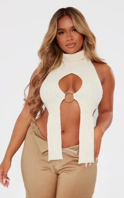 PrettyLittleThing Knitted Tops*Shape Knit Cut Out Ring Detail Crop Top
