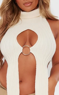 PrettyLittleThing Knitted Tops*Shape Knit Cut Out Ring Detail Crop Top