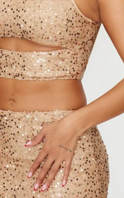 Best PrettyLittleThing Shape Sequin Cut Out Twist Front Top Gold