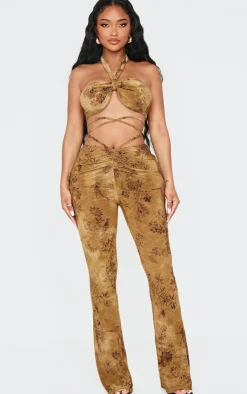 Sale PrettyLittleThing Shape Devore Dipped Waist Rushed Pants Green