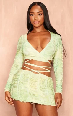 Discount PrettyLittleThing Shape Shredded Seamless Tie Crop Top Green