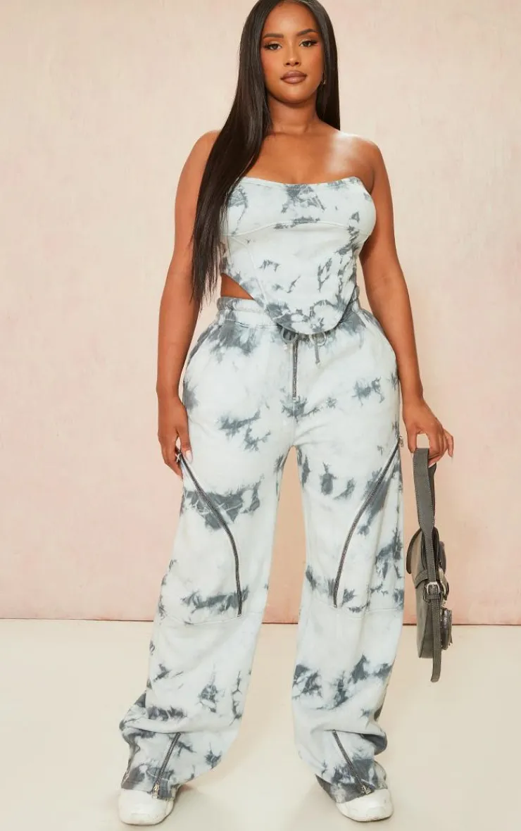 PrettyLittleThing Shape Camo Printed Seam Detail Bandeau Grey