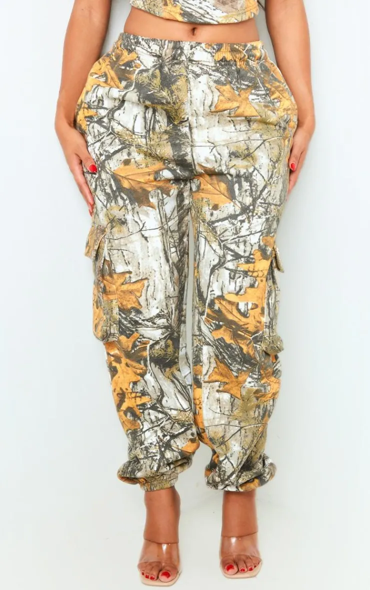 PrettyLittleThing Grey Sweatsuits*Shape Forest Camo Sweat Oversized Sweatpants