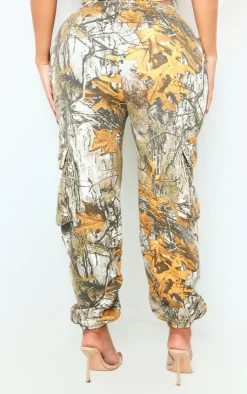 PrettyLittleThing Grey Sweatsuits*Shape Forest Camo Sweat Oversized Sweatpants