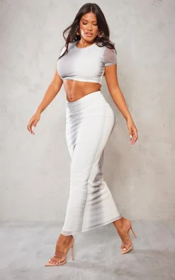 Online PrettyLittleThing Shape Mesh Cropped T-Shirt Grey