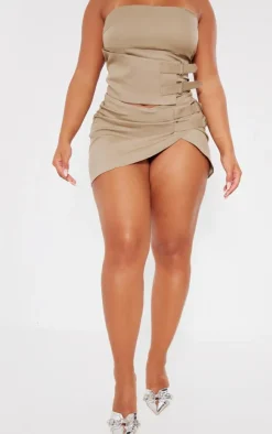 Discount PrettyLittleThing Shape Buckle Detail Woven Mini Skirt Khaki