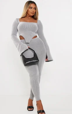 New PrettyLittleThing Shape Ribbed Bardot Flare Split Sleeve Crop Top Light Grey