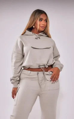 New PrettyLittleThing Shape Toggle Waist Pocket Front Cropped Hoodie Light Grey