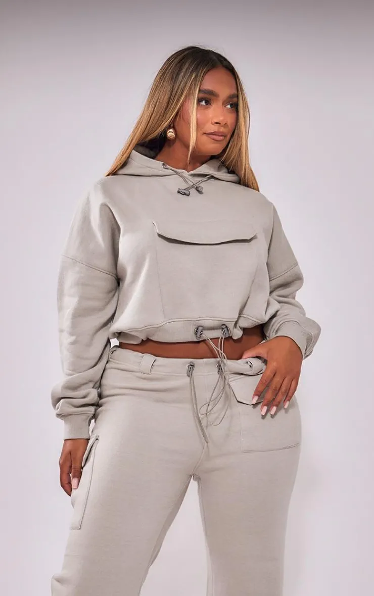 New PrettyLittleThing Shape Toggle Waist Pocket Front Cropped Hoodie Light Grey